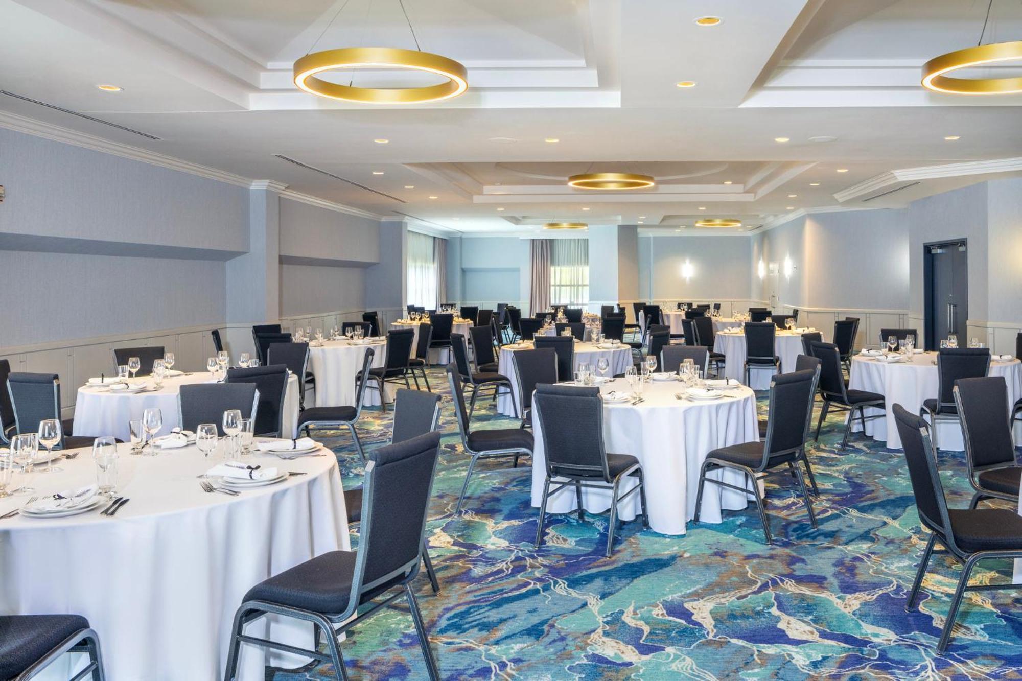Holiday Inn Laval Montreal By Ihg Eksteriør bilde
